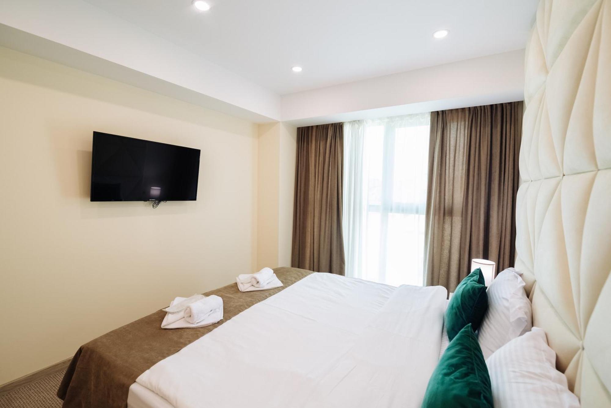 Royal Plaza Hotel Tiflis Habitación foto
