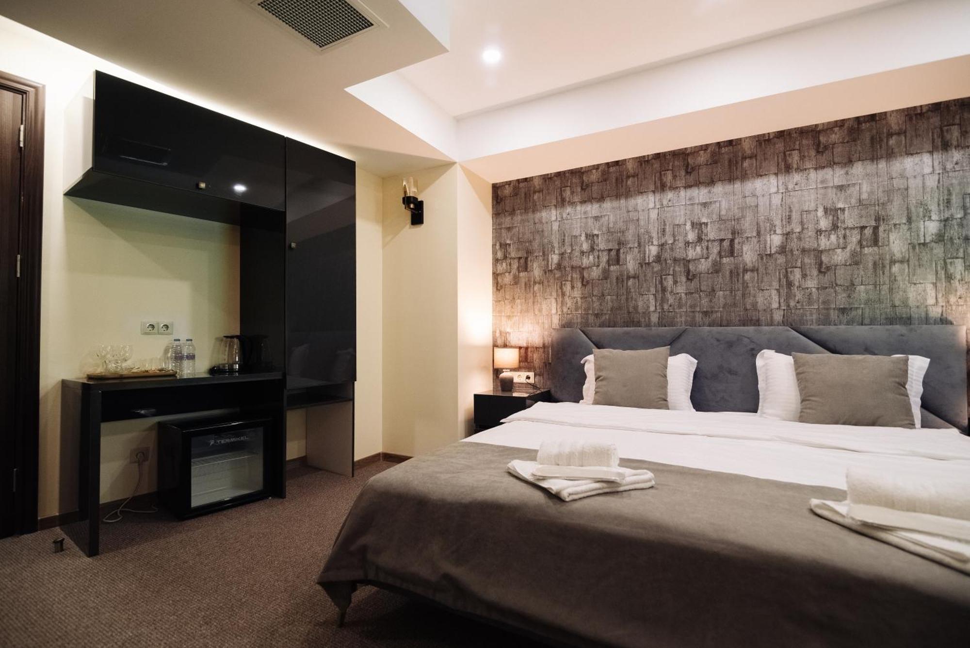 Royal Plaza Hotel Tiflis Habitación foto